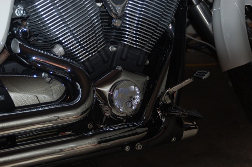 Lighted Engine Cover, Skull and 8Ball 4 Victory Only Motorcycles